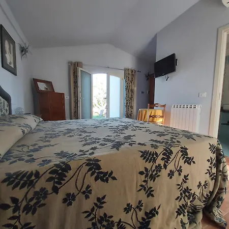 - L'acquacotta Bed and breakfast